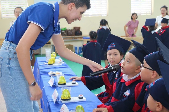 Tưng bừng hội thi rung chuông vàng tại trường Tiểu học Vân Tảo- Ảnh 6.