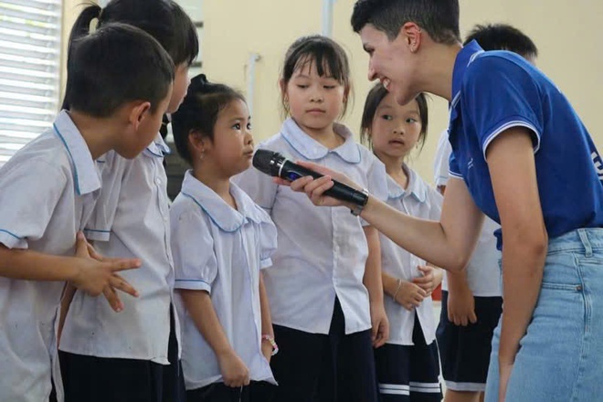 Tưng bừng hội thi rung chuông vàng tại trường Tiểu học Vân Tảo- Ảnh 4.
