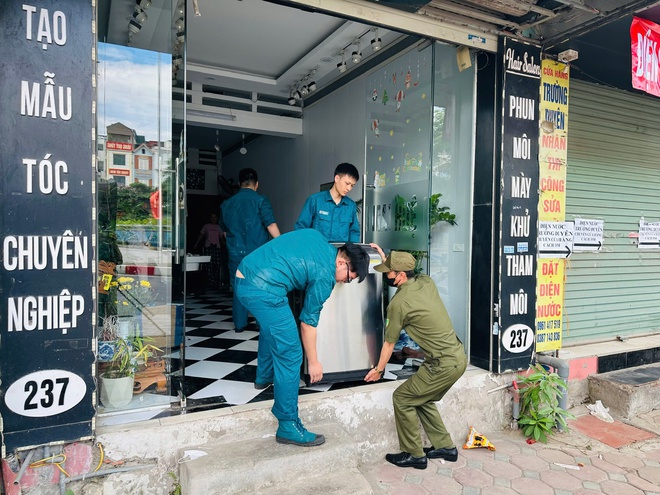 Dân quân phường Khương Đình tích cực đồng hành cùng Nhân dân- Ảnh 3.
