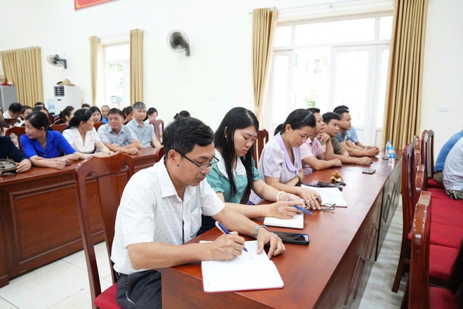 Ủy ban Mặt trận Tổ quốc xã Hồng Vân tổ chức hội nghị tuyên truyền, vận động đảm bảo an toàn thực phẩm năm 2026- Ảnh 4.