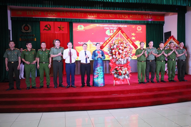 CỤM THI SỐ 16 THÀNH PHỐ HÀ NỘI TỔ CHỨC HỘI THI “LỰC LƯỢNG THAM GIA BẢO VỆ ANTT Ở CƠ SỞ GIỎI” LẦN THỨ NHẤT NĂM 2026- Ảnh 2.