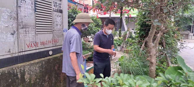 Nhiều Tổ dân phố ở phường Phú Lương tích cực ra quân phòng chống sốt xuất huyết- Ảnh 5.