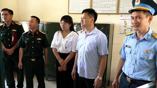 LÃNH ĐẠO XÃ BÌNH MINH THĂM, ĐỘNG VIÊN
CHIẾN SĨ NHẬP NGŨ NĂM 2026- Ảnh 17.