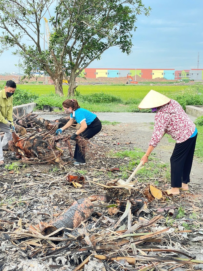 Nhiều Tổ dân phố ở phường Phú Lương tích cực ra quân phòng chống sốt xuất huyết- Ảnh 1.