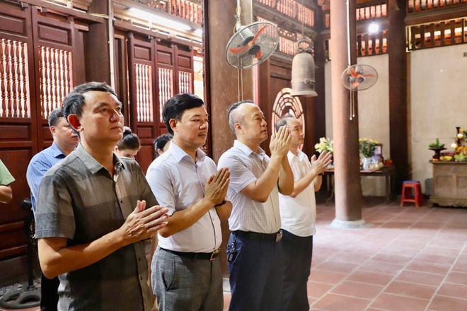 Lãnh đạo xã Hồng Vân thăm tặng quà các chức sắc tôn giáo nhân dịp đại lễ phật đản năm 2026- Ảnh 4. Lãnh đạo xã Hồng Vân thăm tặng quà các chức sắc tôn giáo nhân dịp đại lễ phật đản năm 2026- Ảnh 4.
