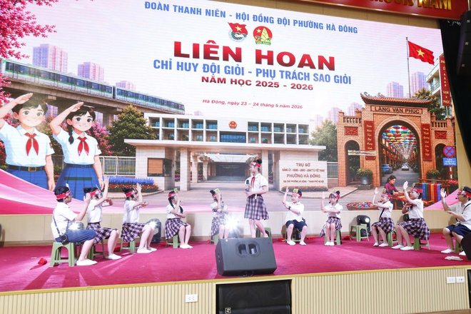 Sôi nổi liên hoan “Chỉ huy Đội giỏi – Phụ trách Sao giỏi” năm học 2025 – 2026
- Ảnh 1.