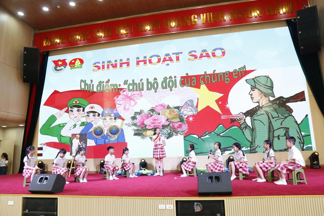 Sôi nổi liên hoan “Chỉ huy Đội giỏi – Phụ trách Sao giỏi” năm học 2025 – 2026
- Ảnh 2.