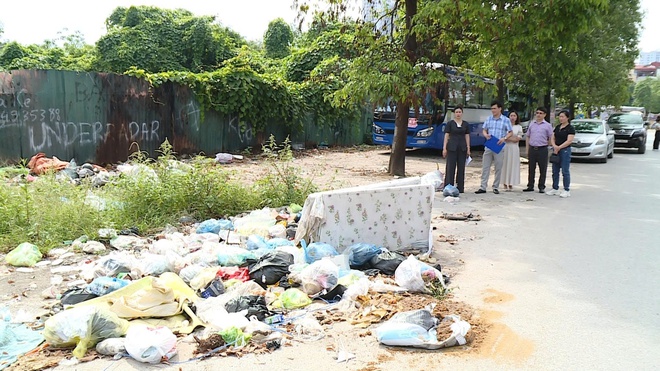 Ban Kinh tế- Ngân sách HĐND phường Hà Đông giám sát công tác vệ sinh môi trường trên địa bàn- Ảnh 9.
