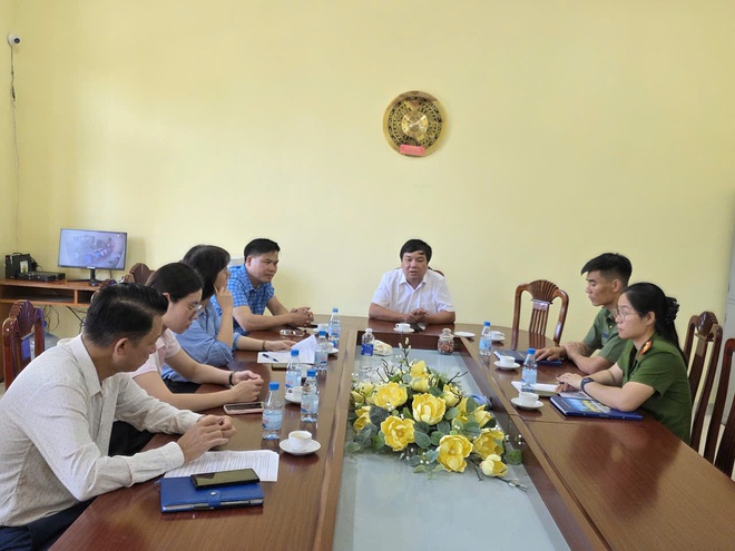 Phường Phú Lương tổ chức 02 đoàn kiểm tra cơ sở vật chất tại 02 điểm thi vào lớp 10 THPT năm học 2026 - 2027- Ảnh 1.