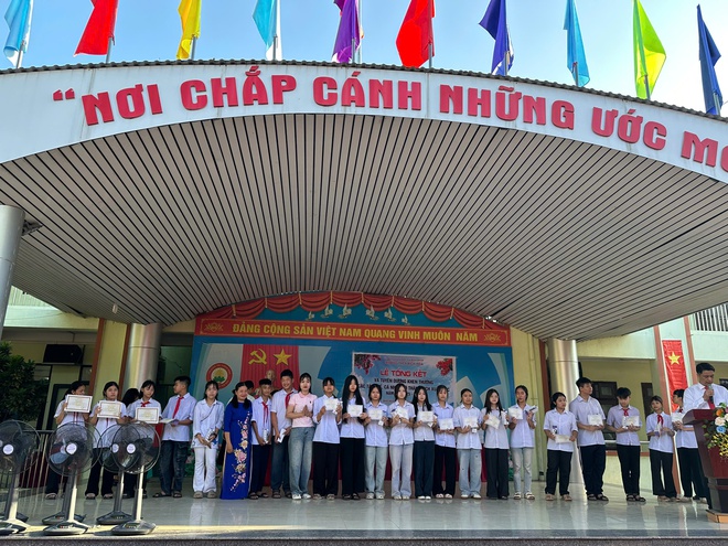 TRƯỜNG THCS BÍCH HÒA TỔ CHỨC LỄ TỔNG KẾT NĂM HỌC 2025 – 2026 ĐONG ĐẦY CẢM XÚC VÀ TỰ HÀO- Ảnh 3.