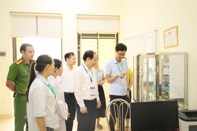 BAN CHỈ ĐẠO THI VÀ TUYỂN SINH XÃ CỔ ĐÔ KIỂM TRA CÔNG TÁC CHUẨN BỊ KỲ THI TUYỂN SINH VÀO LỚP 10 THPT NĂM HỌC 2026 - 2027- Ảnh 3.