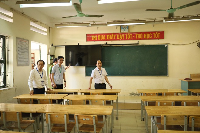 BAN CHỈ ĐẠO THI VÀ TUYỂN SINH XÃ CỔ ĐÔ KIỂM TRA CÔNG TÁC CHUẨN BỊ KỲ THI TUYỂN SINH VÀO LỚP 10 THPT NĂM HỌC 2026 - 2027- Ảnh 4.