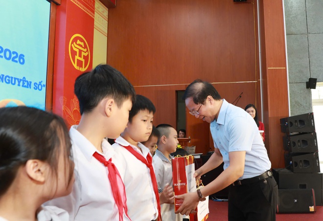 PHƯỜNG VĨNH HƯNG TỔ CHỨC LỄ PHÁT ĐỘNG
THÁNG HÀNH ĐỘNG VÌ TRẺ EM VÀ KHAI MẠC HÈ NĂM 2026- Ảnh 5.