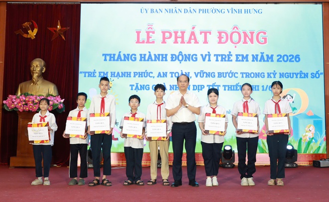 PHƯỜNG VĨNH HƯNG TỔ CHỨC LỄ PHÁT ĐỘNG
THÁNG HÀNH ĐỘNG VÌ TRẺ EM VÀ KHAI MẠC HÈ NĂM 2026- Ảnh 9.