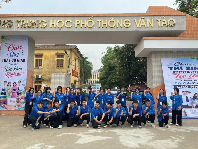 Xã Hồng Vân tổ chức lễ ra quân chiến dịch thanh niên tình nguyện hè và hưởng ứng tháng hành động vì trẻ em năm 2026- Ảnh 7.