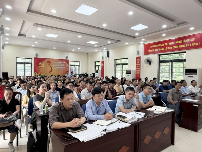 Phường Khương Đình tổ chức lấy ý kiến nhân dân về phương án bồi thường, hỗ trợ, tái định cư dự án đường vành đai 2,5- Ảnh 3.
