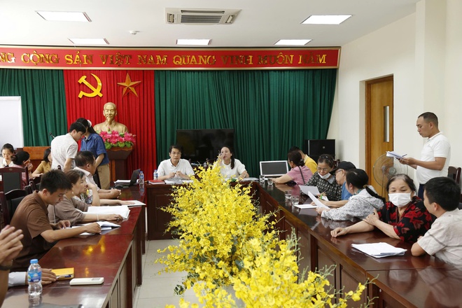 Phường Hà Đông tiếp tục chi trả tiền bồi thường, hỗ trợ đợt 3 dự án Đường giao thông bao quanh khu tưởng niệm danh nhân Chu Văn An- Ảnh 2.