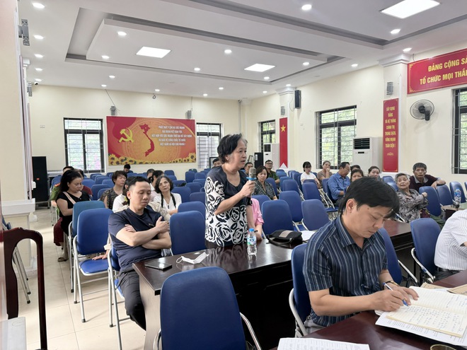 Phường Khương Đình tổ chức lấy ý kiến nhân dân về phương án bồi thường, hỗ trợ, tái định cư dự án đường vành đai 2,5
- Ảnh 4.