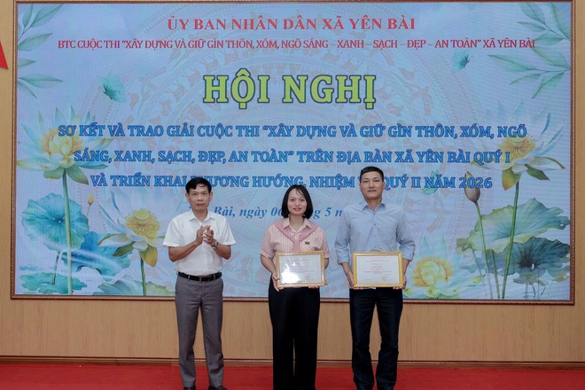 Xã Yên Bài tổ chức hội nghị Sơ kết và trao giải Cuộc thi "Xây dựng thôn, xóm, ngõ sáng - xanh - sạch - đẹp - an toàn" quý I năm 2026- Ảnh 4.