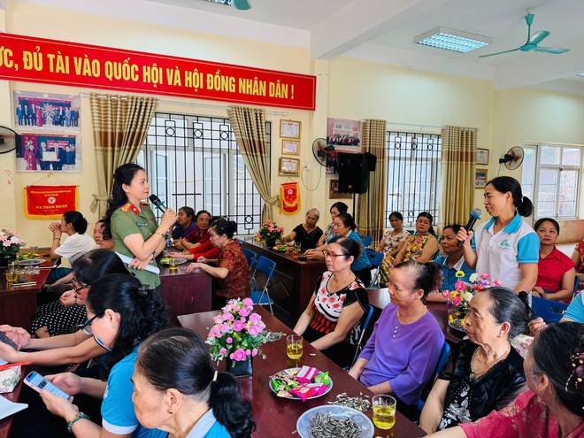 Phường Phú Lương tổ chức tuyên truyền pháp luật về phòng, chống bạo lực gia đình hưởng ứng tháng hành động Quốc gia năm 2026- Ảnh 3.