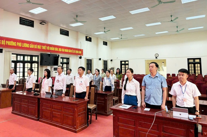 Phường Phú Lương tổ chức Lễ chào cờ tháng 6/2026, ủng hộ quỹ Đền ơn đáp nghĩa 2026- Ảnh 3.