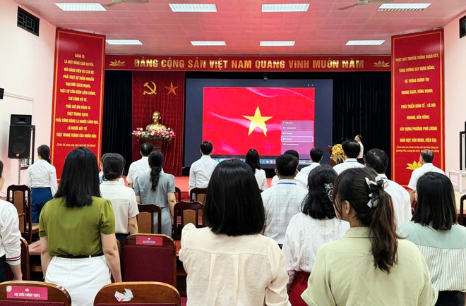 Phường Phú Lương tổ chức Lễ chào cờ tháng 6/2026, ủng hộ quỹ Đền ơn đáp nghĩa 2026- Ảnh 2.