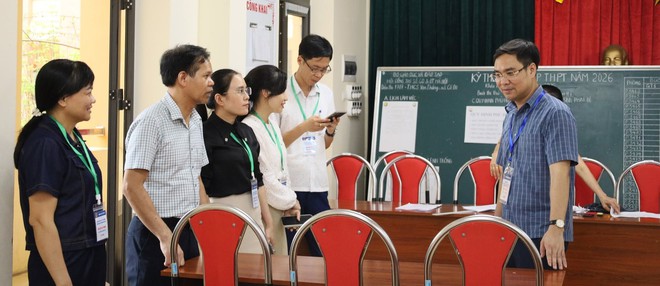 XÃ CỔ ĐÔ KIỂM TRA CÔNG TÁC CHUẨN BỊ KỲ THI TỐT NGHIỆP THPT NĂM 2026 TẠI CÁC ĐIỂM THI- Ảnh 1.