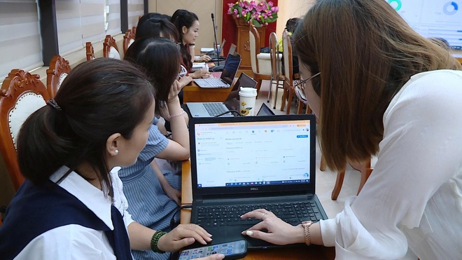 phường Hà Đông tổ chức Hội nghị hướng dẫn sử dụng phần mềm Đánh giá OKR/KPI trên hệ thống HanoiWork- Ảnh 4.