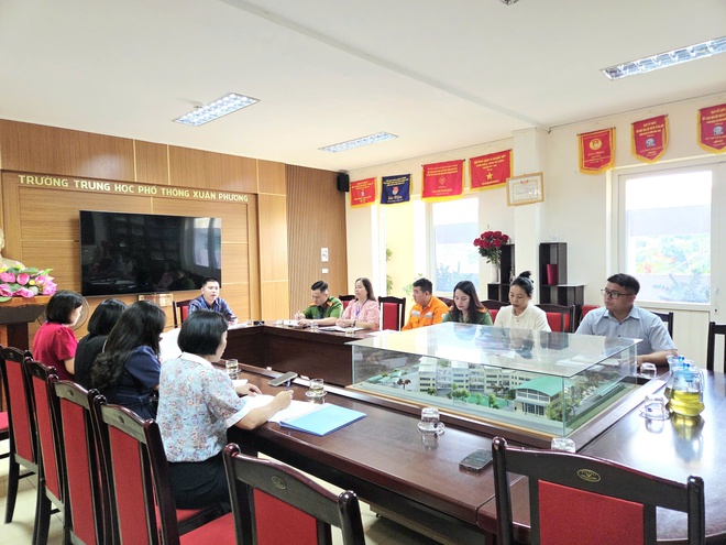 Phường Xuân Phương chủ động kiểm tra, rà soát công tác chuẩn bị Kỳ thi tốt nghiệp THPT năm 2026- Ảnh 7.