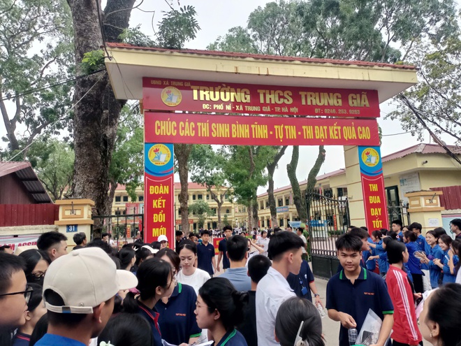 TRUNG GIÃ: NGÀY THI ĐẦU TIÊN DIỄN RA AN TOÀN, NGHIÊM TÚC- Ảnh 2.