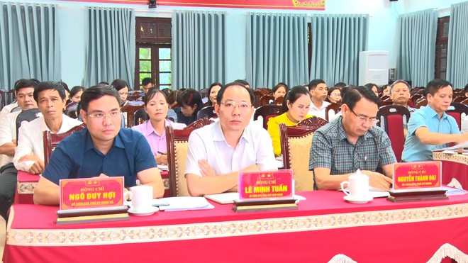 BAN THƯỜNG VỤ ĐẢNG ỦY XÃ CỔ ĐÔ TỔ CHỨC HỘI NGHỊ BAN CHẤP HÀNH ĐẢNG BỘ CHO Ý KIẾN VÀO DỰ THẢO CÁC ĐỀ ÁN SẮP XẾP THÔN VÀ TRIỂN KHAI NHIỆM VỤ PHÁT TRIỂN KINH TẾ - XÃ HỘI 6 THÁNG CUỐI NĂM 2026- Ảnh 3.