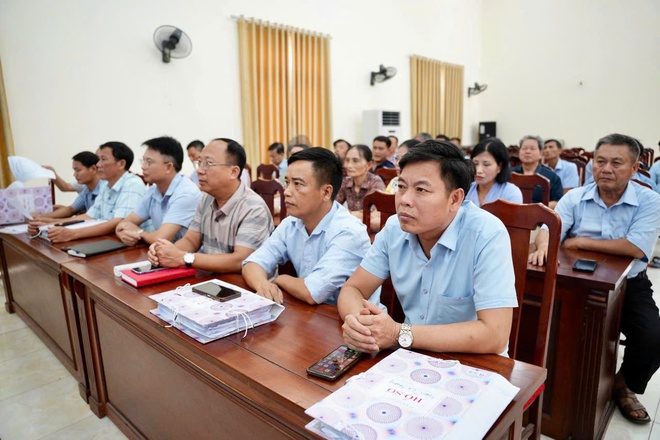 Hội nghị triển khai thực hiện kế hoạch lấy ý kiến nhân dân về phương án sắp xếp thôn trên địa bàn xã Hồng Vân- Ảnh 3.