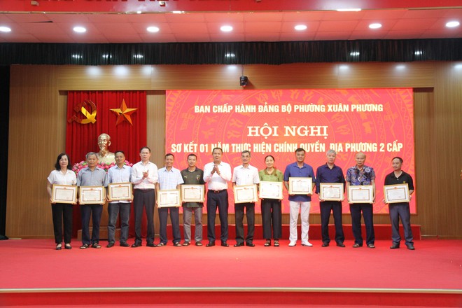 Hội nghị lần thứ 7 Ban Chấp hành Đảng bộ phường Xuân Phương khóa I hoàn thành chương trình đề ra- Ảnh 12.