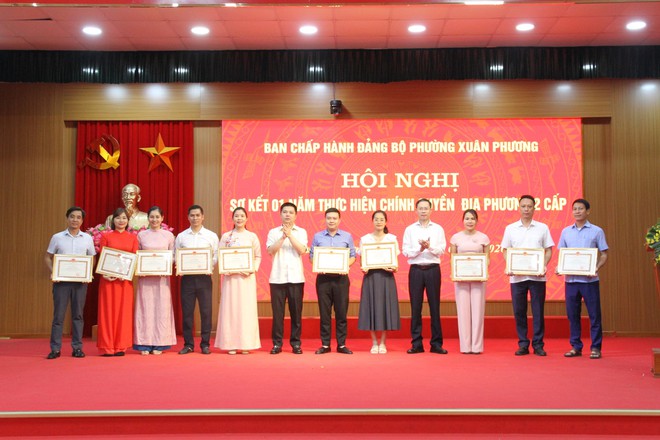 Hội nghị lần thứ 7 Ban Chấp hành Đảng bộ phường Xuân Phương khóa I hoàn thành chương trình đề ra- Ảnh 14.