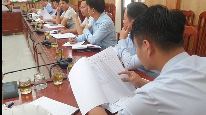TRUNG GIÃ TỔ CHỨC HỘI NGHỊ LẤY Ý KIẾN NHÂN DÂN VỀ VIỆC SẮP XẾP, TỔ CHỨC LẠI CÁC THÔN TRÊN ĐỊA BÀN XÃ- Ảnh 1.