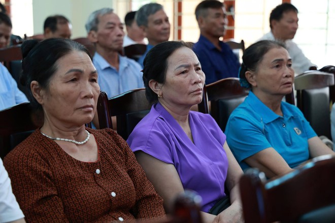 ĐẠI BIỂU HĐND XÃ TRUNG GIÃ TIẾP XÚC CỬ TRI TRƯỚC KỲ HỌP THỨ HAI- Ảnh 12.