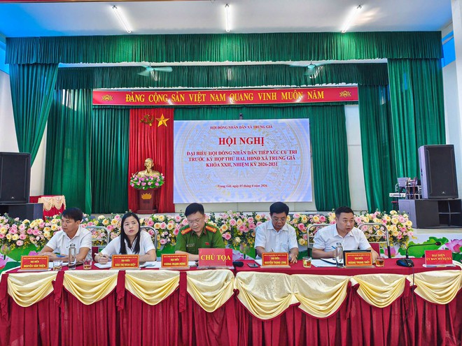 XÃ TRUNG GIÃ: TIẾP XÚC CỬ TRI TRƯỚC KỲ HỌP HĐND – LẮNG NGHE ĐỂ GIẢI QUYẾT KỊP THỜI NHỮNG VẤN ĐỀ TỪ CƠ SỞ- Ảnh 10.