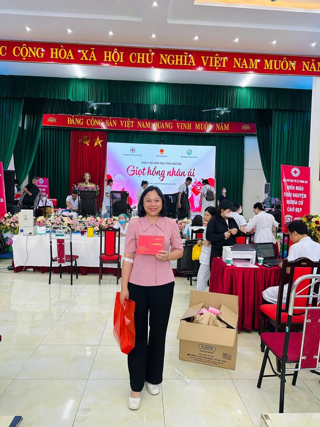 TRUNG GIÃ LAN TỎA NGHĨA CỬ CAO ĐẸP TỪ NGÀY HỘI HIẾN MÁU TÌNH NGUYỆN “GIỌT HỒNG NHÂN ÁI"- Ảnh 6.