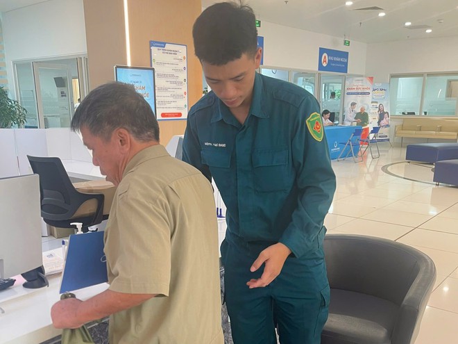 Lan tỏa đạo lý “Đền ơn đáp nghĩa” qua chương trình chăm sóc sức khỏe người có công trên địa bàn phường Xuân Phương- Ảnh 7.
