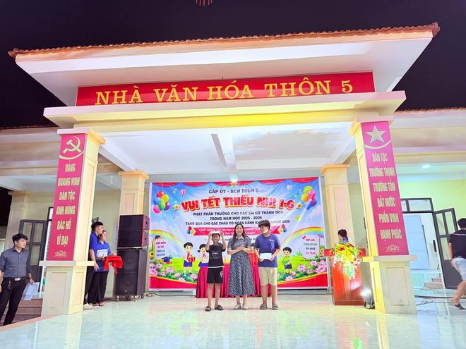 THÔN 5, XÃ TRUNG GIÃ TỔ CHỨC THÀNH CÔNG CHƯƠNG TRÌNH KHUYẾN HỌC – VUI TẾT THIẾU NHI 2026- Ảnh 5.