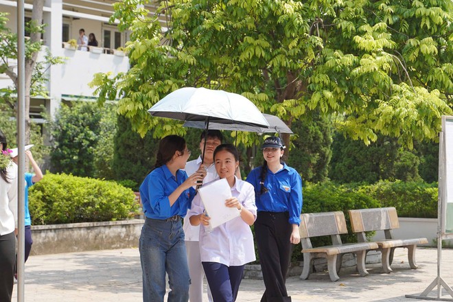 Gần 4800 thí sinh Hà Đông hoàn thành kỳ thi tuyển sinh lớp 10 năm học 2026- 2027- Ảnh 9.