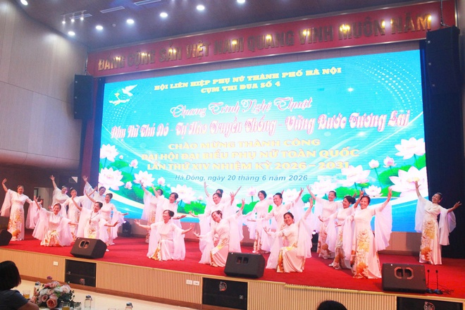 Sôi nổi chương trình nghệ thuật chào mừng thành công Đại hội đại biểu Phụ nữ toàn quốc lần thứ XIV của Hội LHPN Cụm thi đua số 4 - Ảnh 4.