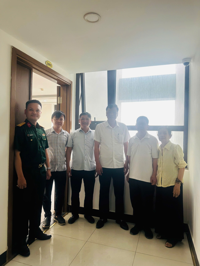 Khương Đình: Đẩy nhanh công tác bàn giao căn hộ tái định cư cho các hộ dân thuộc diện giải phóng mặt bằng- Ảnh 2.