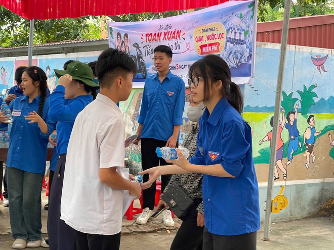 Xã Cổ Đô phối hợp tổ chức thành công kỳ thi tuyển sinh vào lớp 10 THPT năm học 2026 – 2027- Ảnh 2.