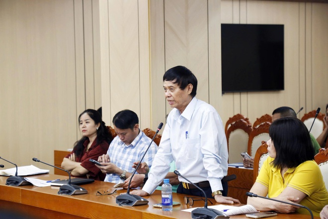 Phường Hà Đông tăng cường giám sát trong việc giữ gìn trật tự đô thị, vệ sinh môi trường- Ảnh 5.