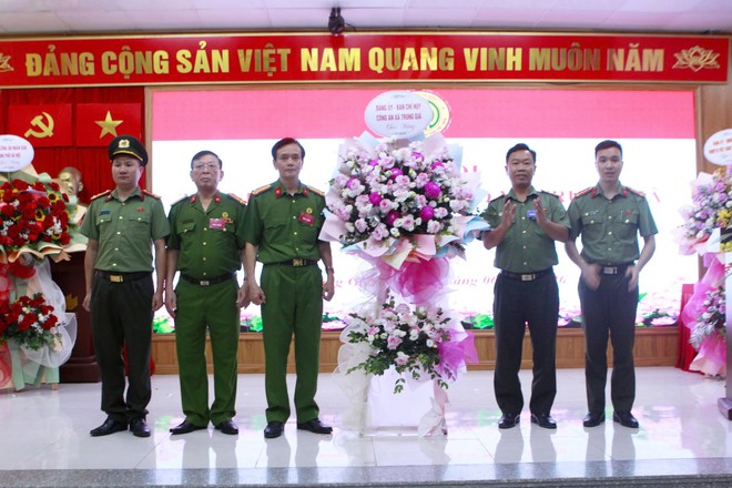 ĐẠI HỘI THÀNH LẬP HỘI CỰU CÔNG AN NHÂN DÂN XÃ TRUNG GIÃ NHIỆM KỲ 2026-2031- Ảnh 2.