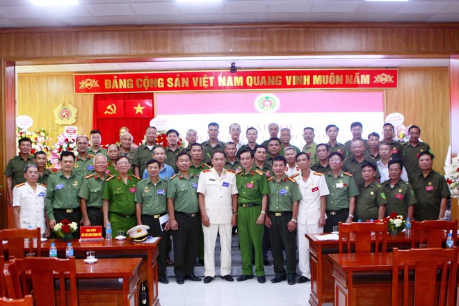 ĐẠI HỘI THÀNH LẬP HỘI CỰU CÔNG AN NHÂN DÂN XÃ TRUNG GIÃ NHIỆM KỲ 2026-2031- Ảnh 3.