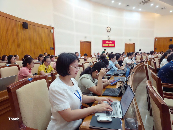 Phường Việt Hưng tổ chức Hội nghị tập huấn, hướng dẫn sử dụng Hệ thống quản trị thực thi nhiệm vụ và đánh giá cán bộ gắn với đo lường hiệu suất công việc (OKR/KI)- Ảnh 8.