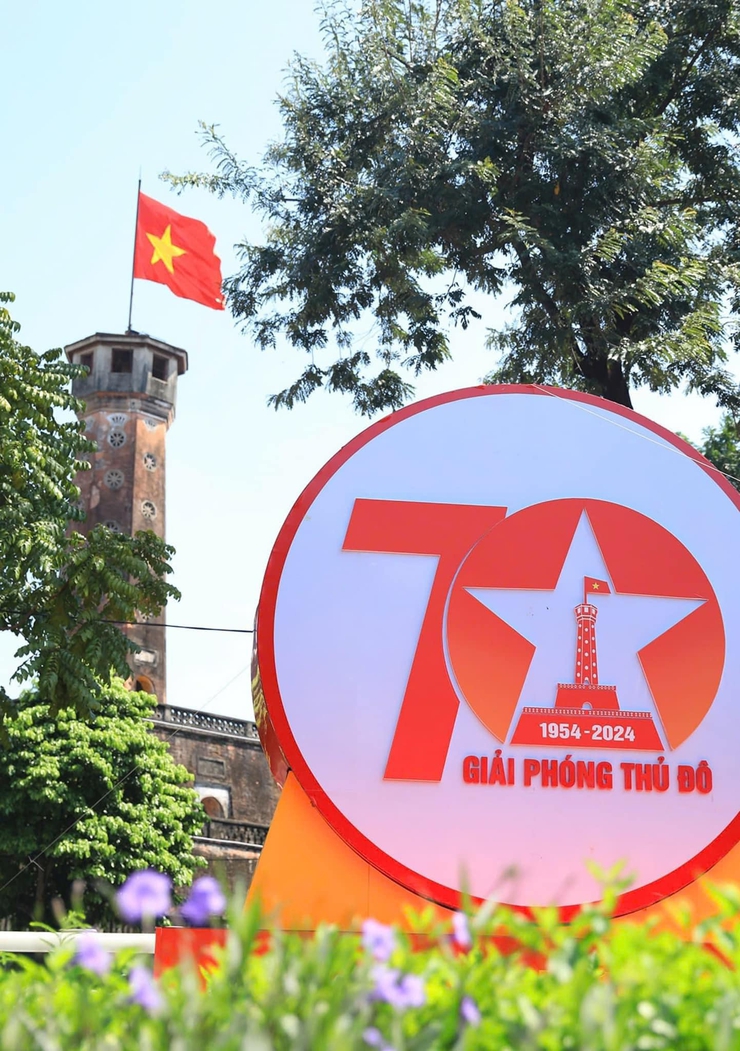 CHÀO MỪNG KỶ NIỆM 70 NĂM NGÀY GIẢI PHÓNG THỦ ĐÔ (10/10/1954 - 10/10/2024)- Ảnh 1.