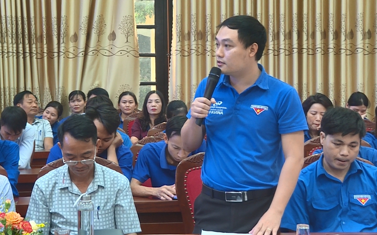 Đối thoại giữa đồng chí Chủ tịch UBND huyện với thanh niên năm 2024- Ảnh 4.